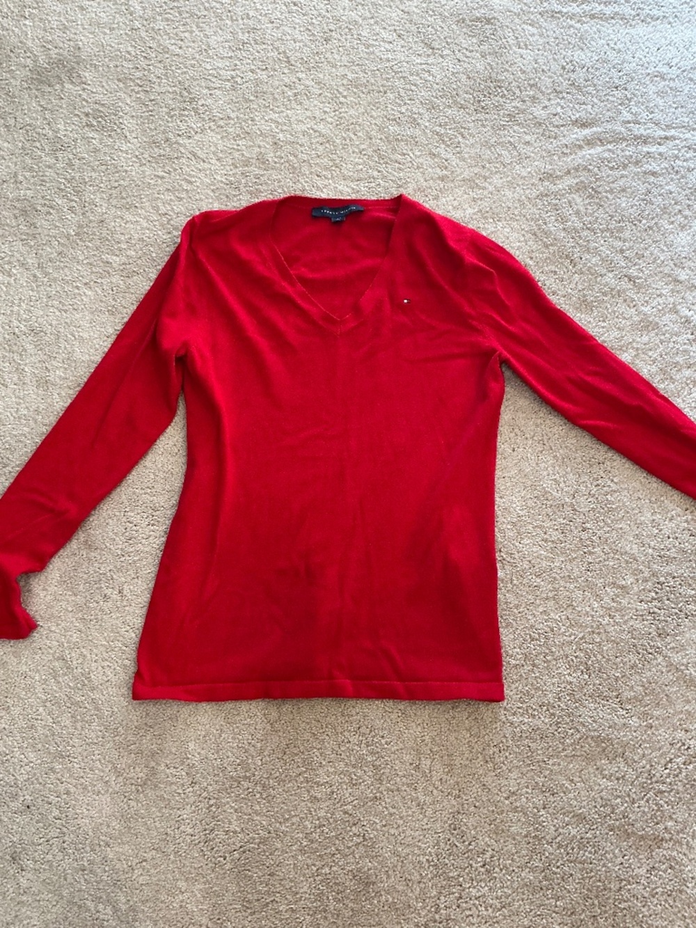 Red small tommy hilfiger sweater